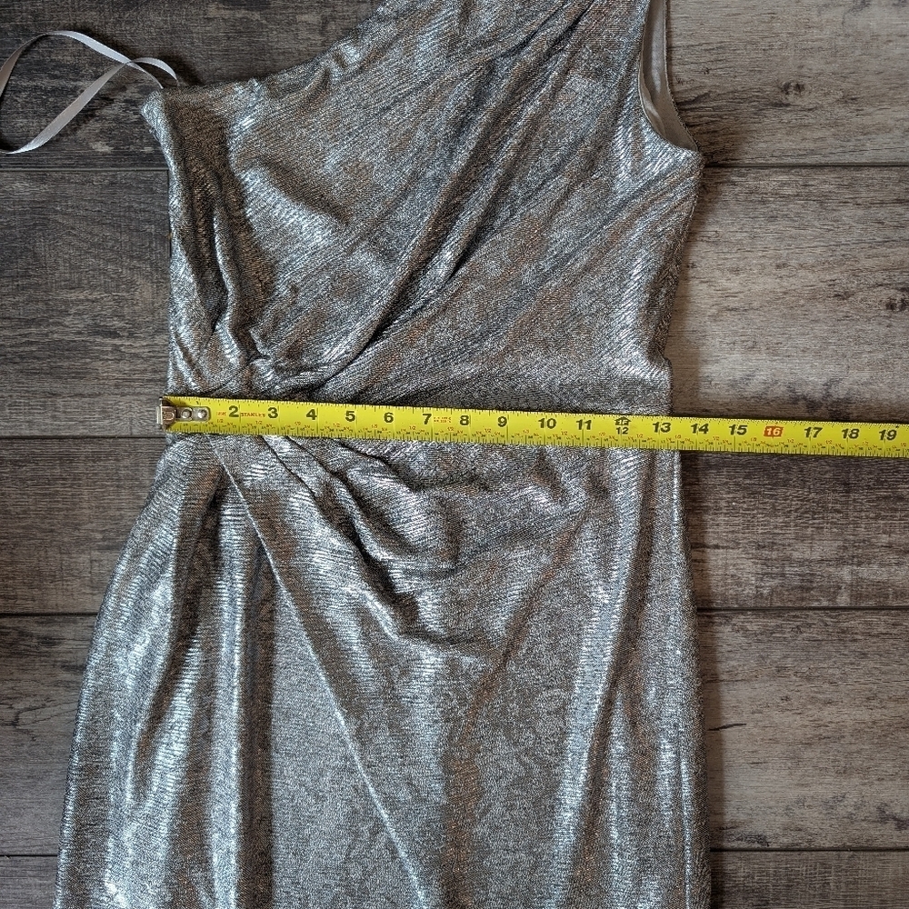 Lauren Ralph Lauren Metalic Silver Evening Gown Size 2. - Picture 11 of 14